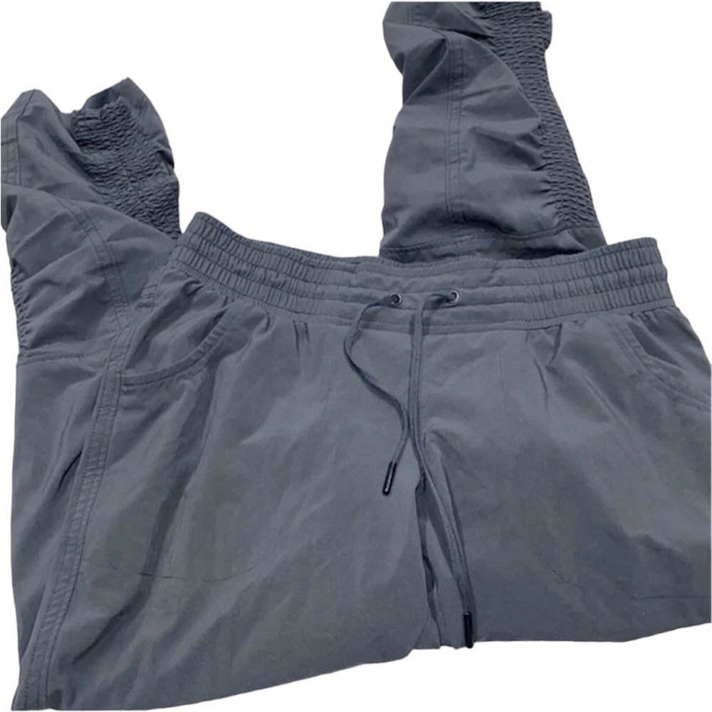 Athleta grey athletic pants size 2